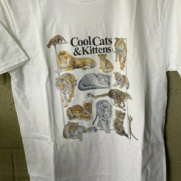 Ahomestyle Tops - Cool Cats & Kittens Vintage Style T Shirt
